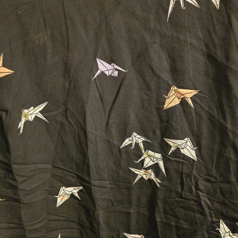 *Torrid size 5 paper cranes oragami top - Picture 3 of 6